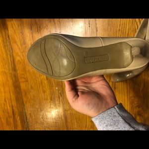 Comfort plus nude heel